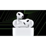 هدفون بی سیم اپل مدل AirPods 3 همراه با محفظه شارژ