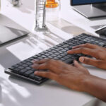 کیبورد بی سیم لاجیتک مدل MX MECHANICAL-Clicky