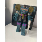 اکشن فیگور مدل ترنسفورمر آنسلوت طرح Kubian Transformers Onslaught