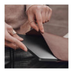 کاور لپ تاپ سندمارک مدل Pro Leather مناسب برای لپ تاپ مک بوک 16 اینچی